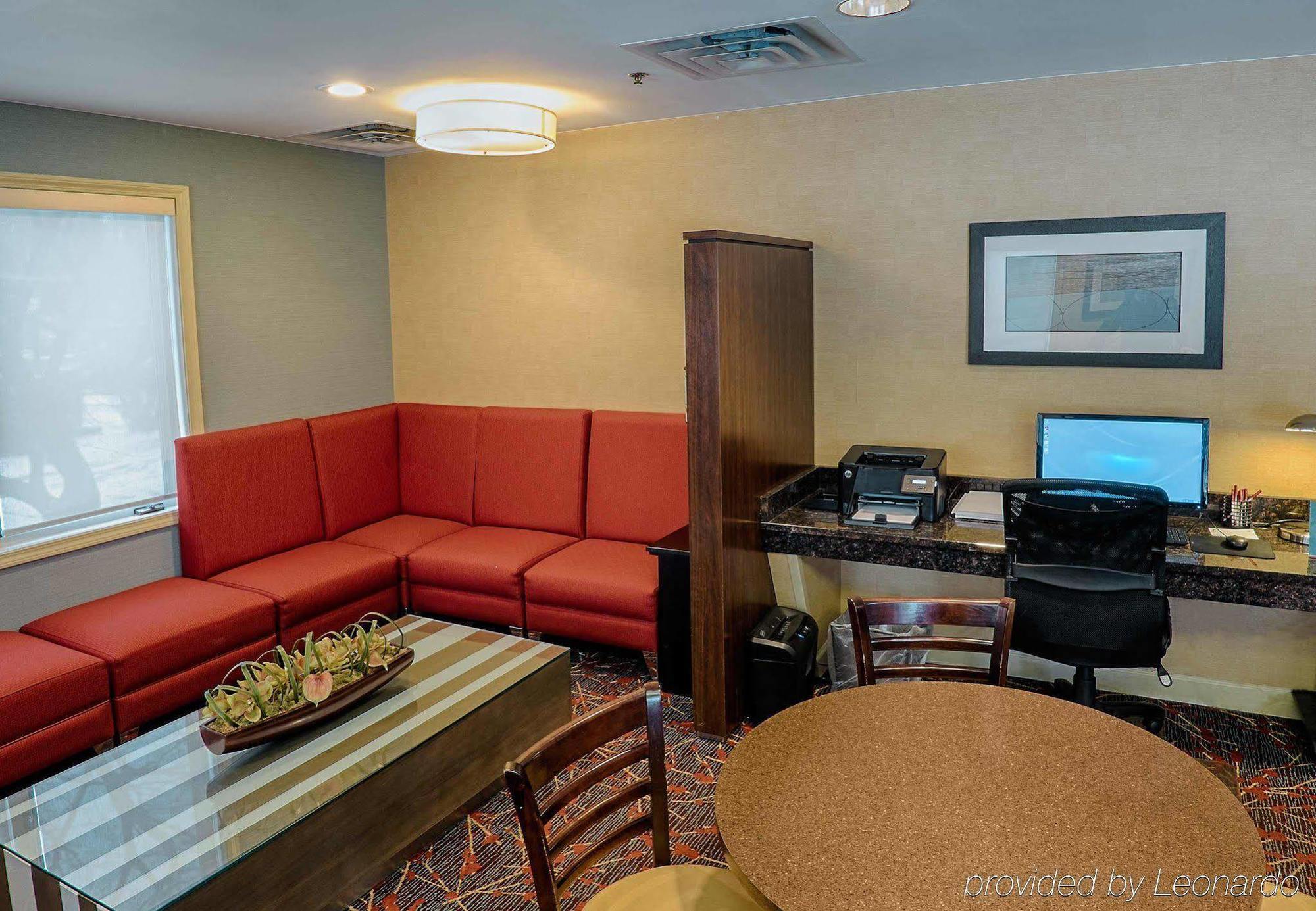 Albany Airport Inn And Suites Latham Exterior foto