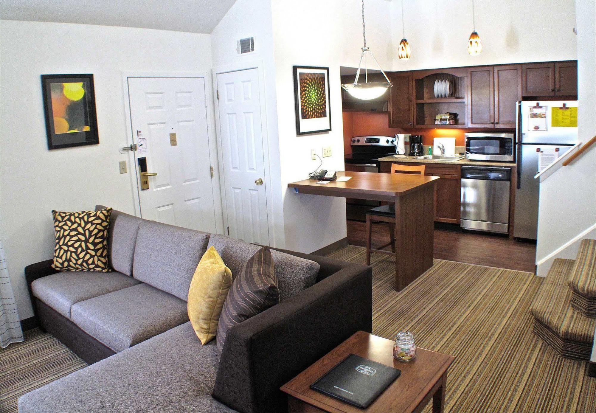 Albany Airport Inn And Suites Latham Habitación foto