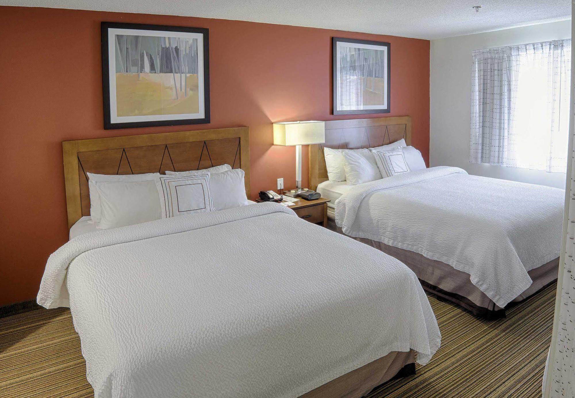 Albany Airport Inn And Suites Latham Exterior foto